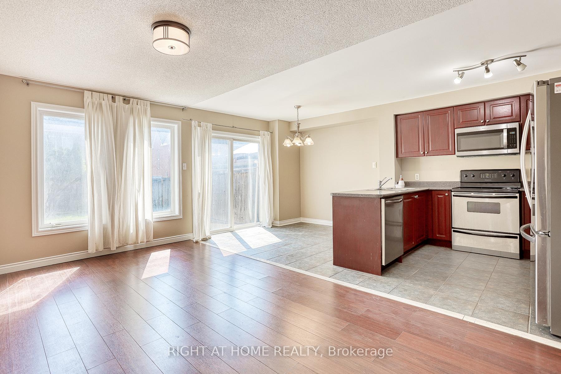 Photo 12 of 25 Stockton Court, Whitby, Taunton North — HOMEH