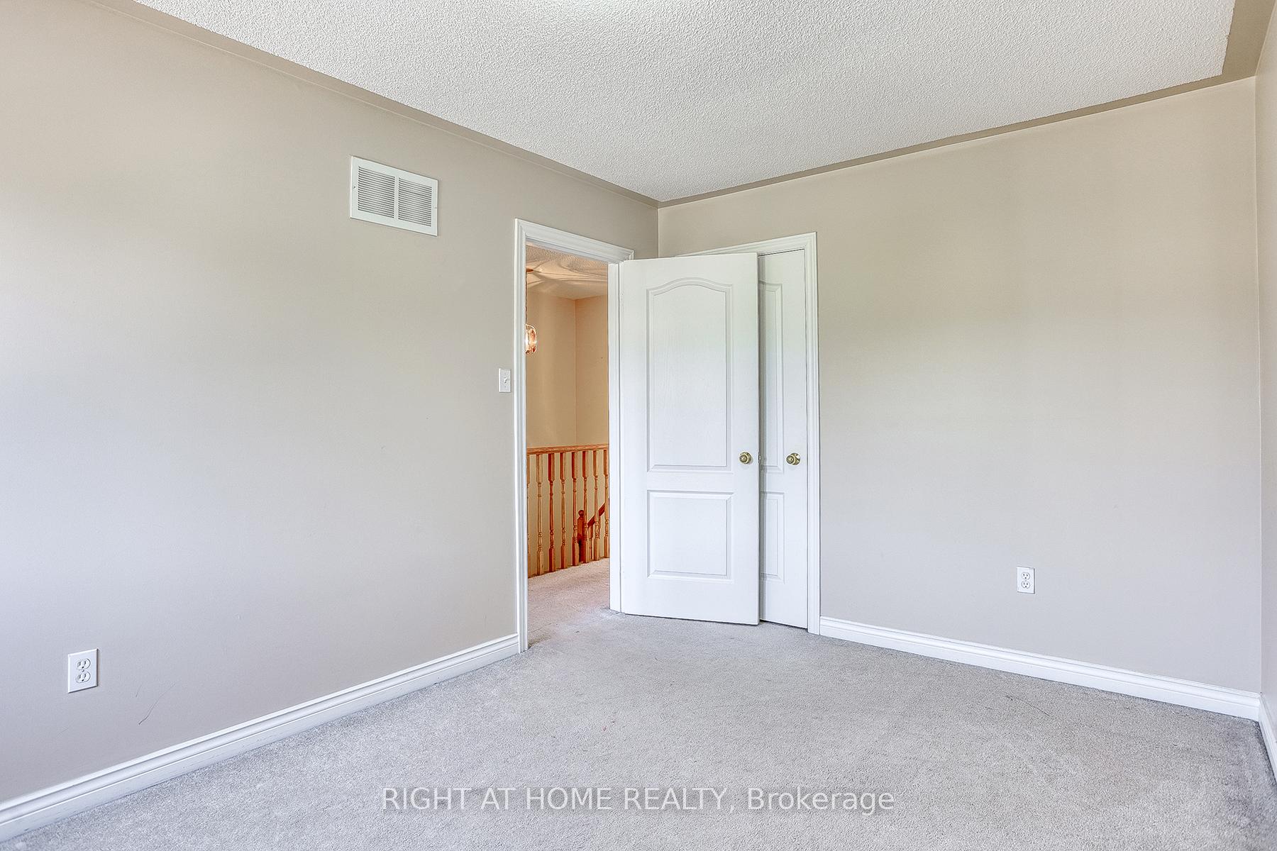 Photo 29 of 25 Stockton Court, Whitby, Taunton North — HOMEH