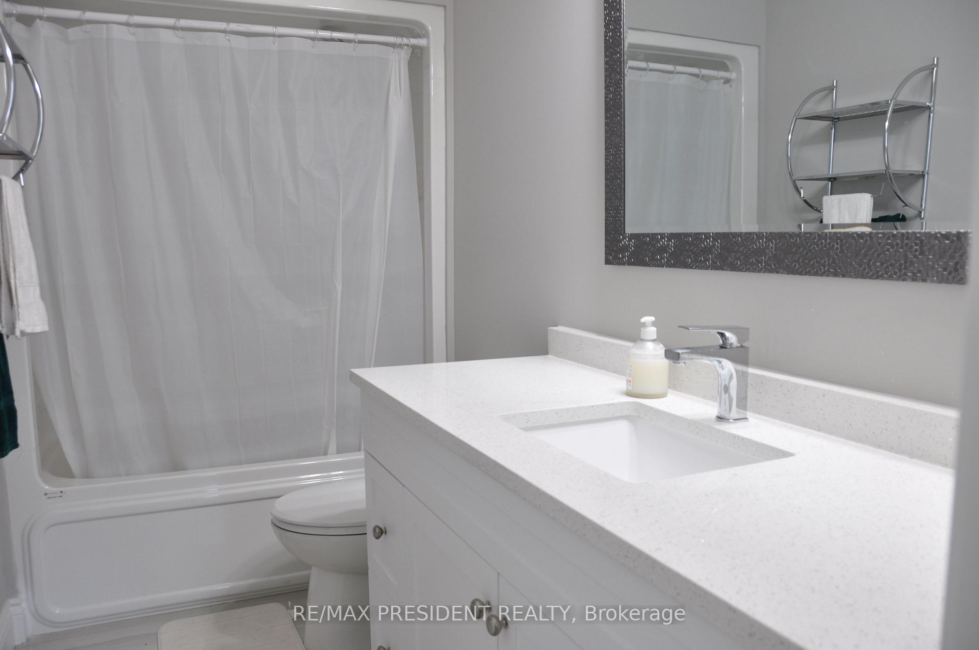 Photo 13 of 3547 Hallee Crescent, Windsor — HOMEH