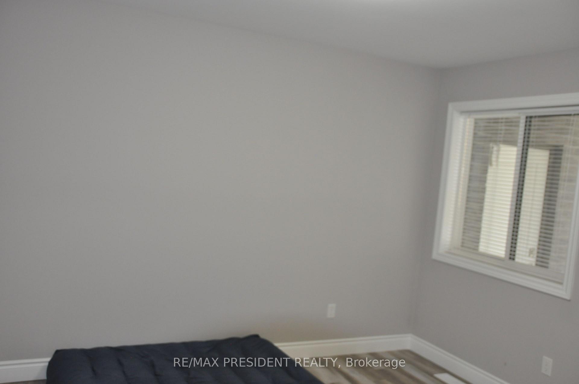 Photo 17 of 3547 Hallee Crescent, Windsor — HOMEH