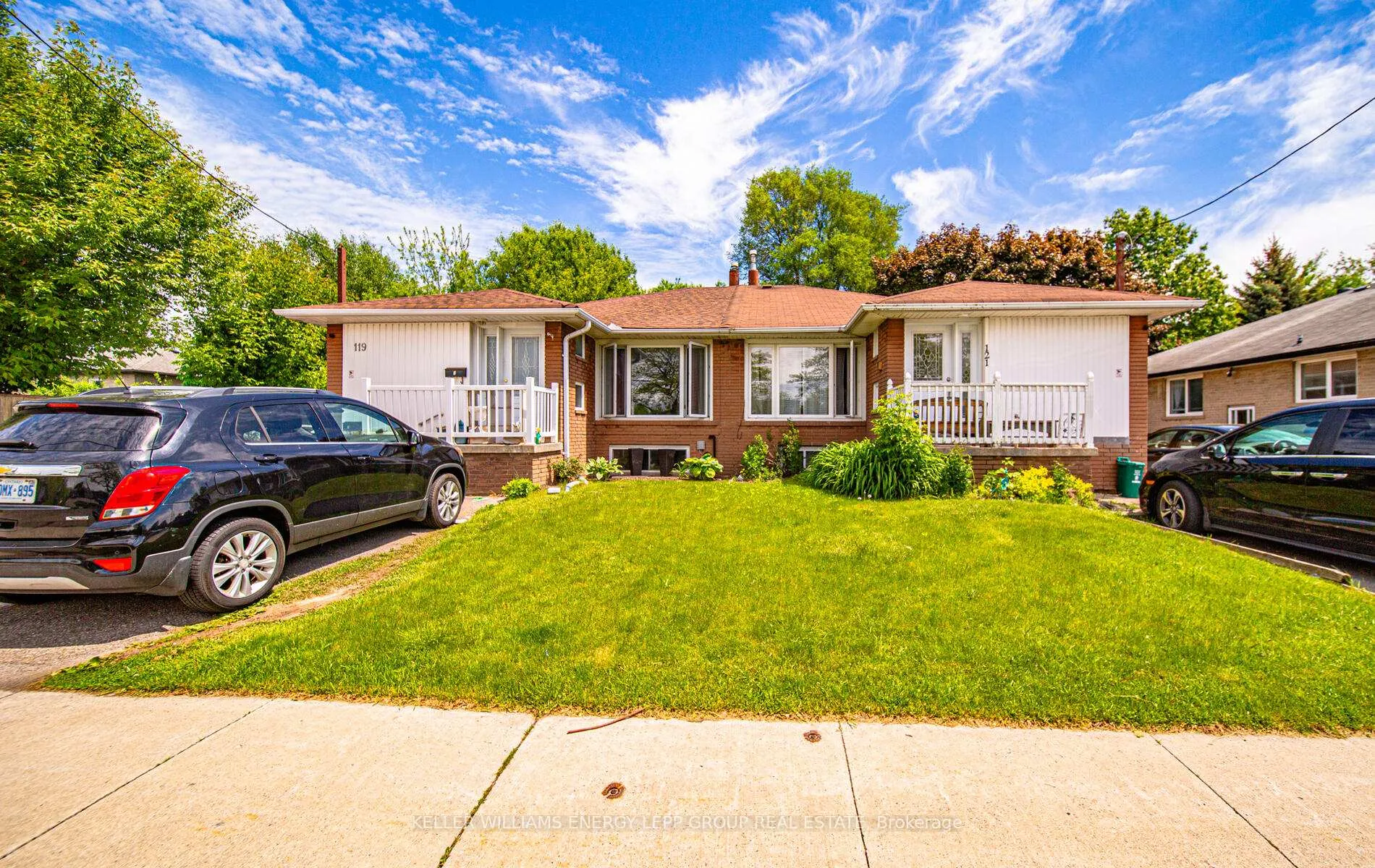Front of 119 & 121 Lupin Drive