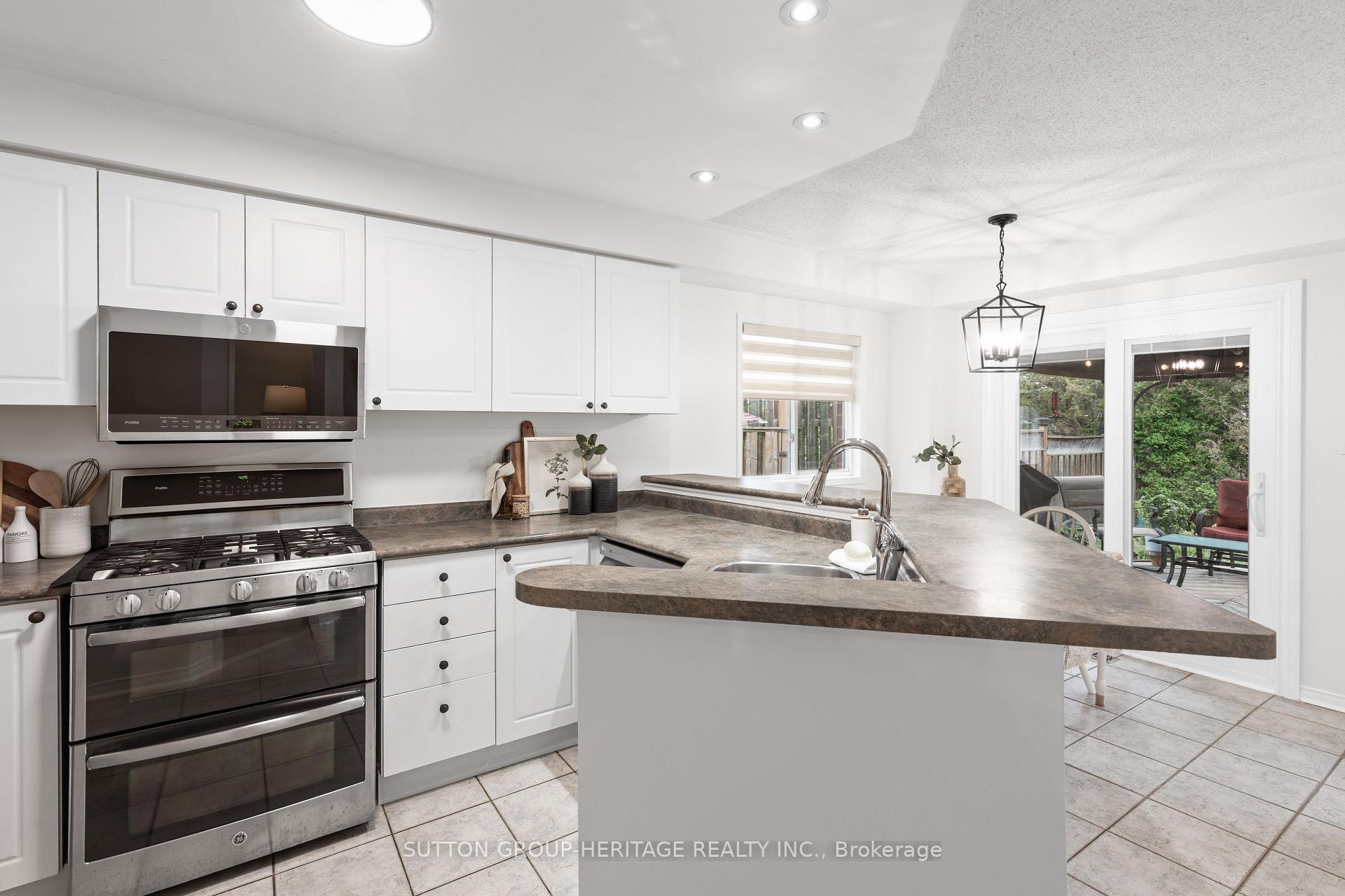 Photo 14 of 23 Blacksmith Lane, Whitby, Williamsburg — HOMEH