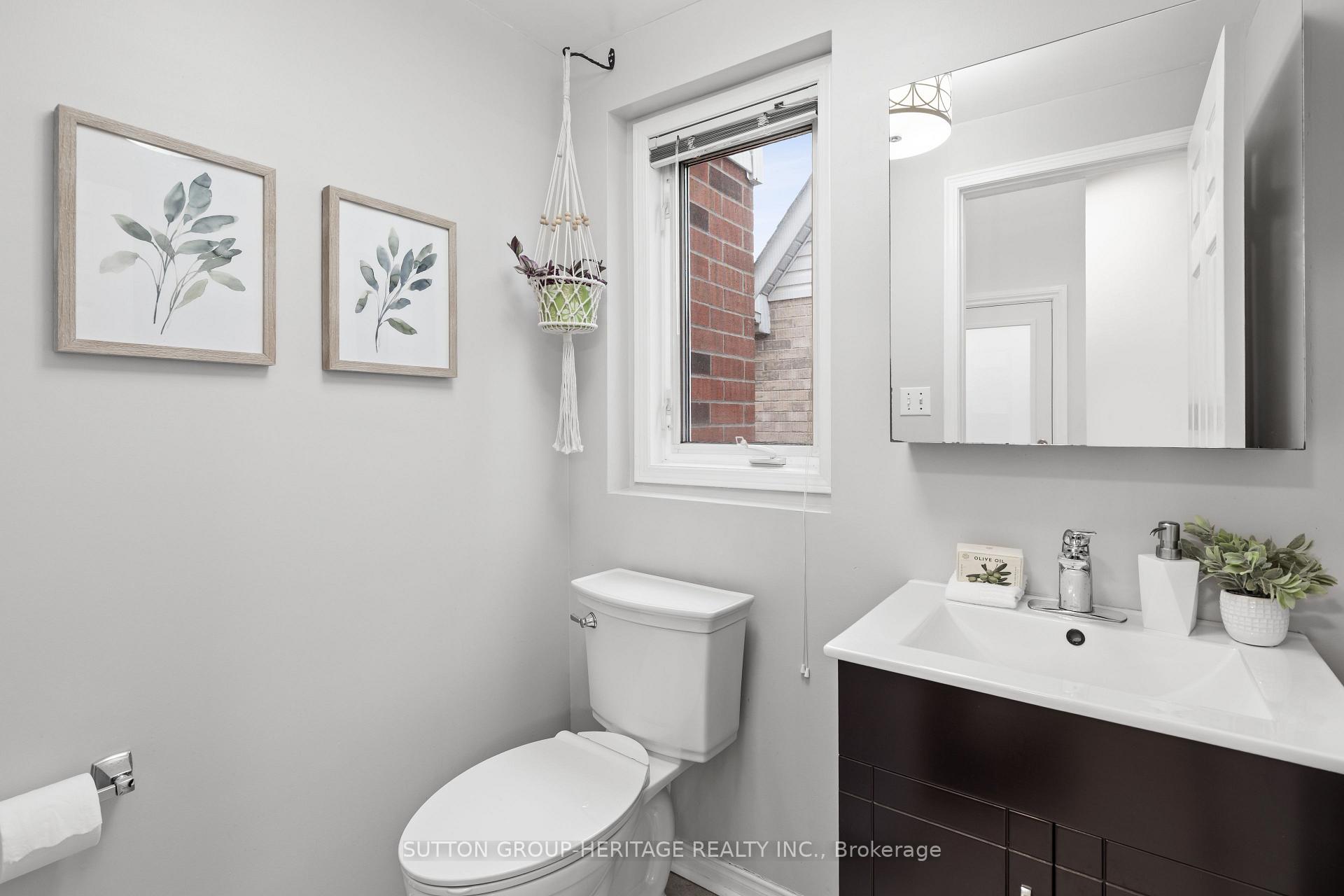 Photo 20 of 23 Blacksmith Lane, Whitby, Williamsburg — HOMEH
