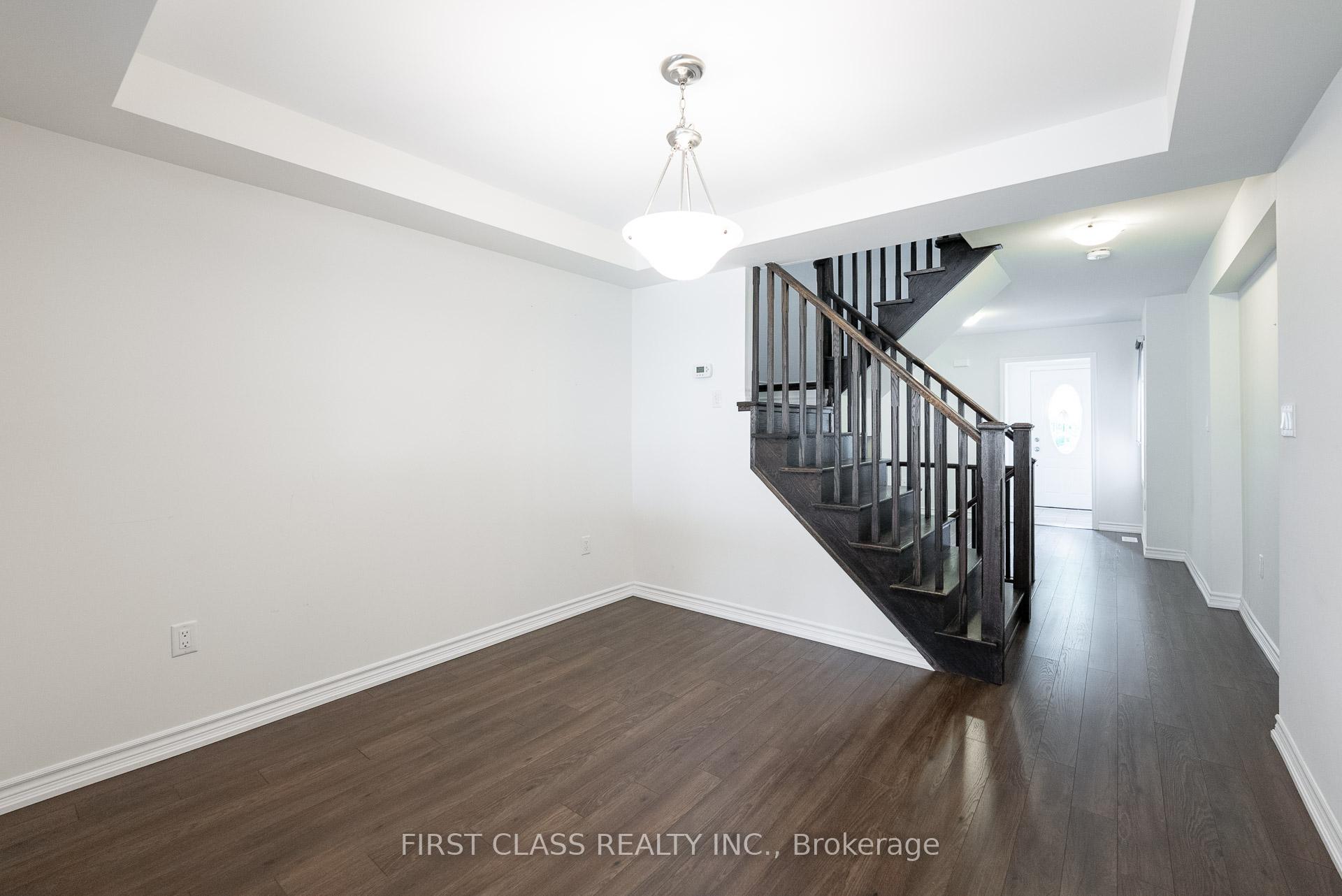 Photo 5 of 96 Hutt Crescent, Aurora, Rural Aurora — HOMEH