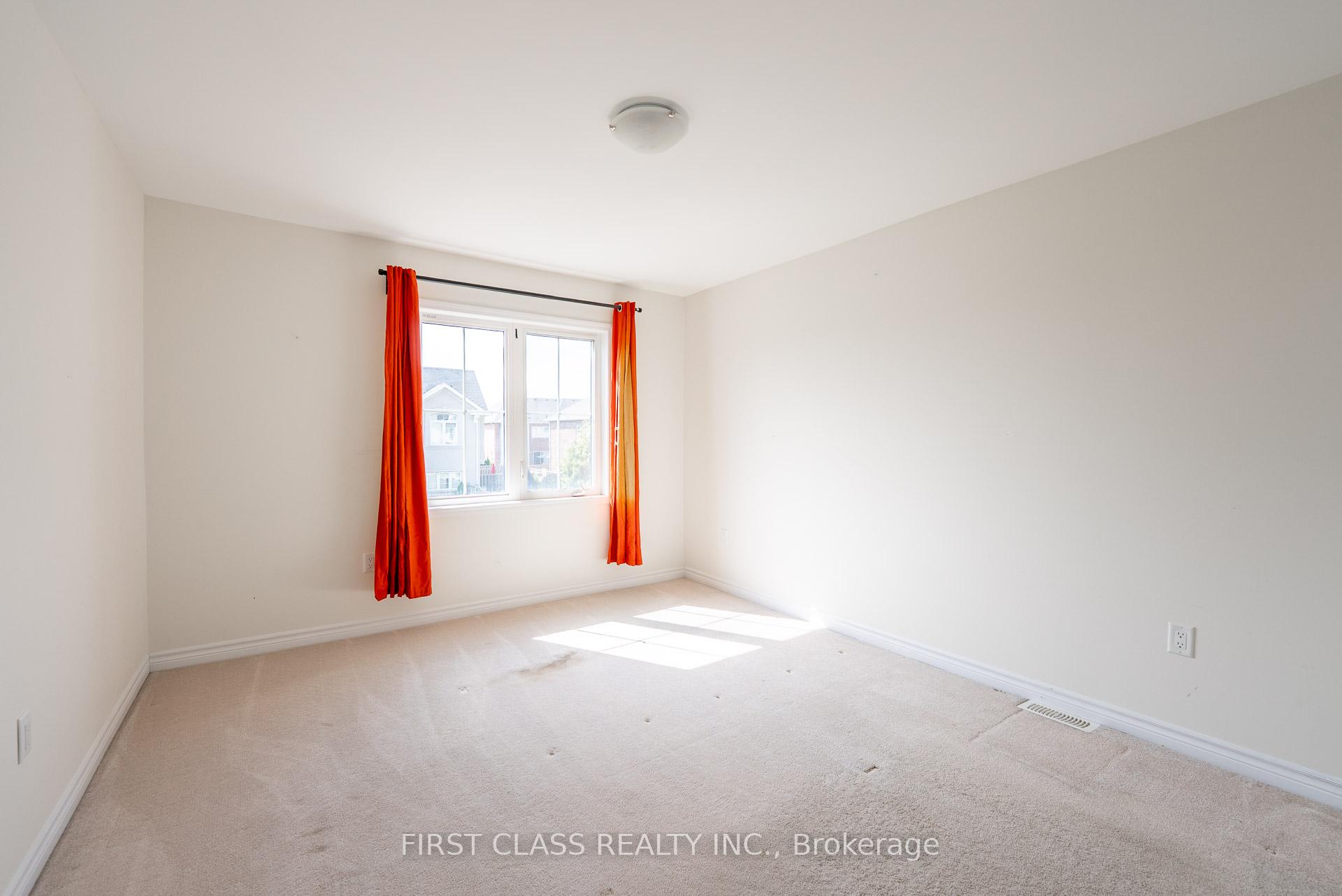 Photo 18 of 96 Hutt Crescent, Aurora, Rural Aurora — HOMEH