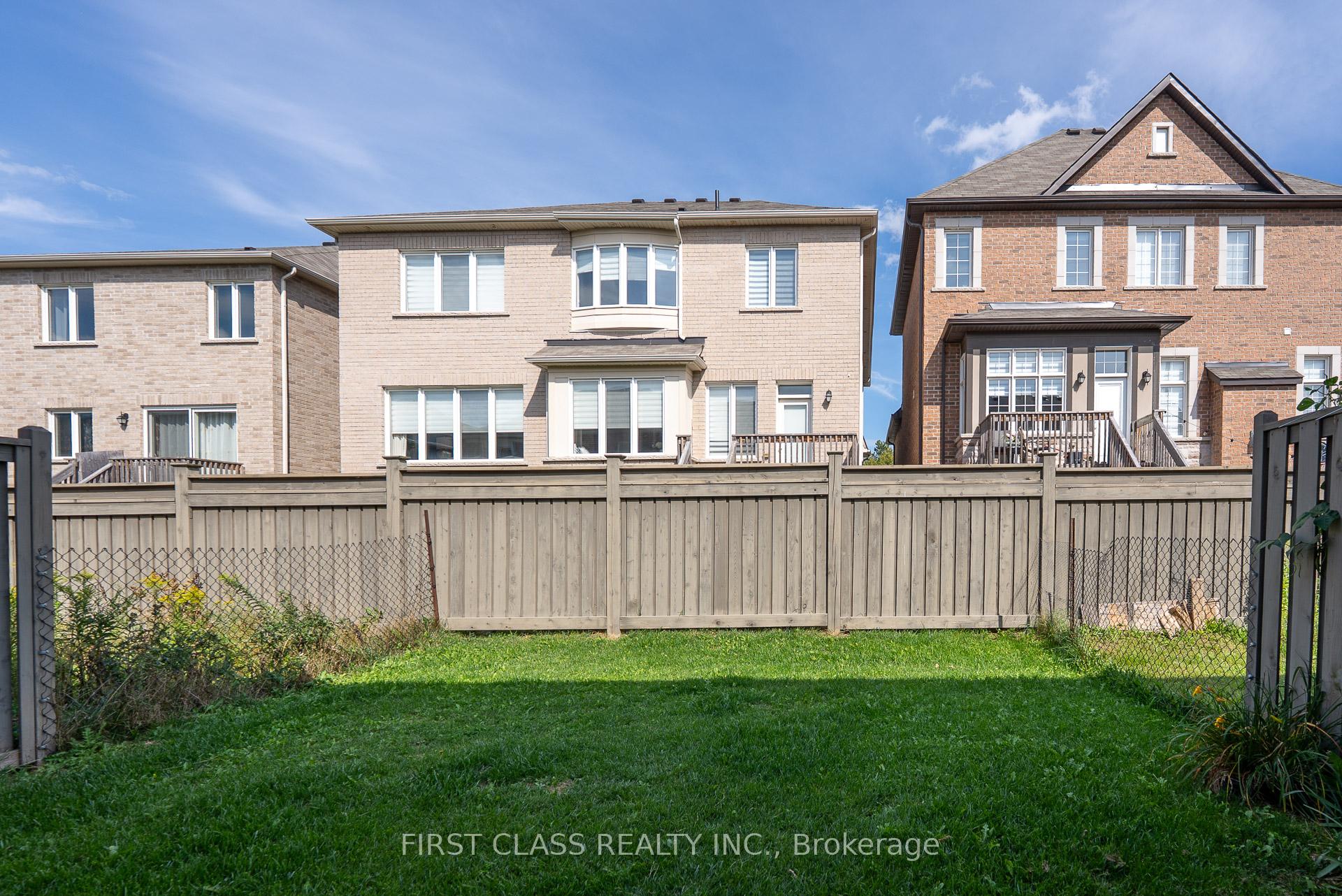 Photo 19 of 96 Hutt Crescent, Aurora, Rural Aurora — HOMEH