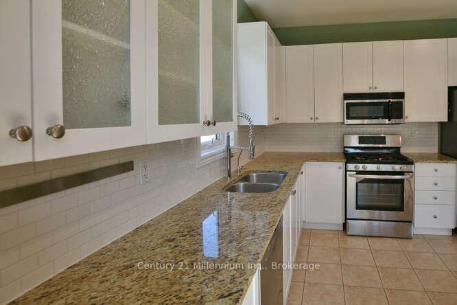 Photo 13 of 68 Oriole Crescent, Wasaga Beach — HOMEH