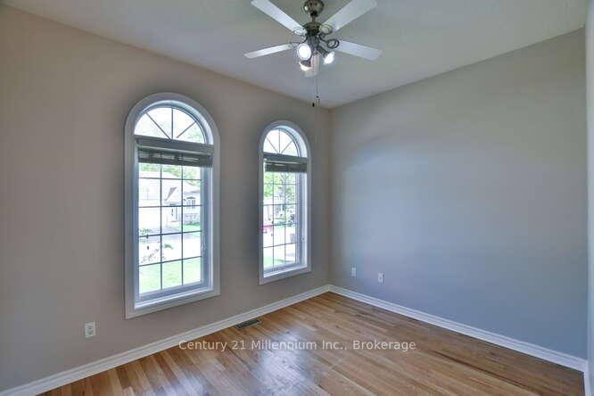 Photo 23 of 68 Oriole Crescent, Wasaga Beach — HOMEH