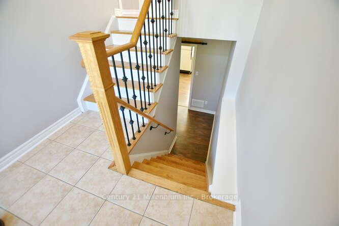 Photo 26 of 68 Oriole Crescent, Wasaga Beach — HOMEH