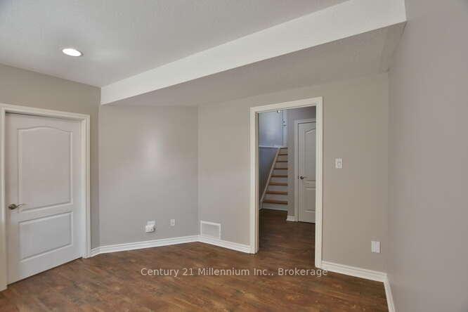 Photo 28 of 68 Oriole Crescent, Wasaga Beach — HOMEH