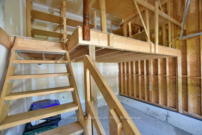 Photo 40 of 68 Oriole Crescent, Wasaga Beach — HOMEH