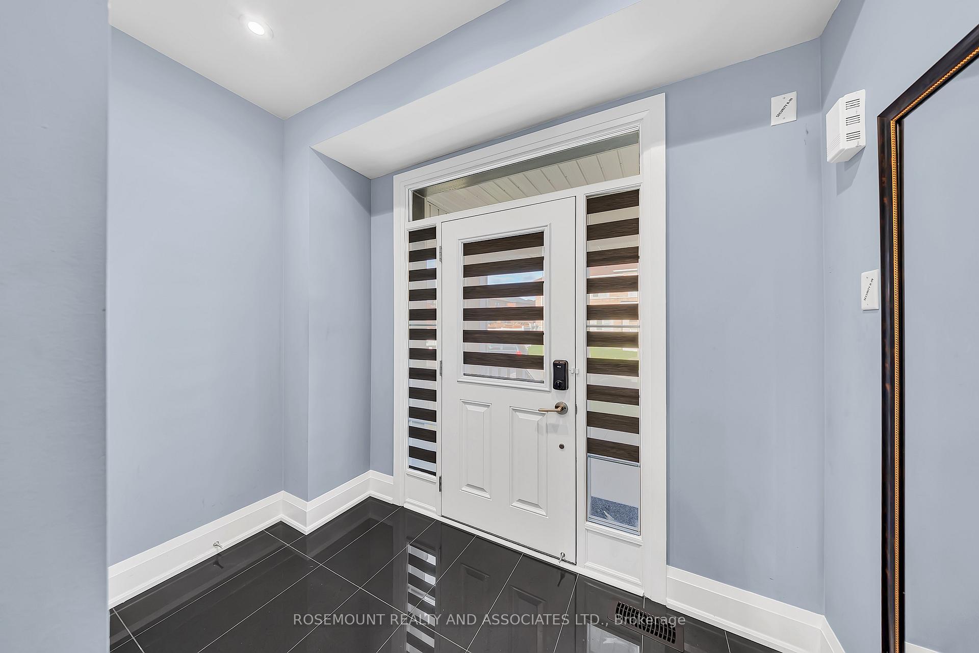 Photo 6 of 13 Floodgate Road, Whitby, Rural Whitby — HOMEH