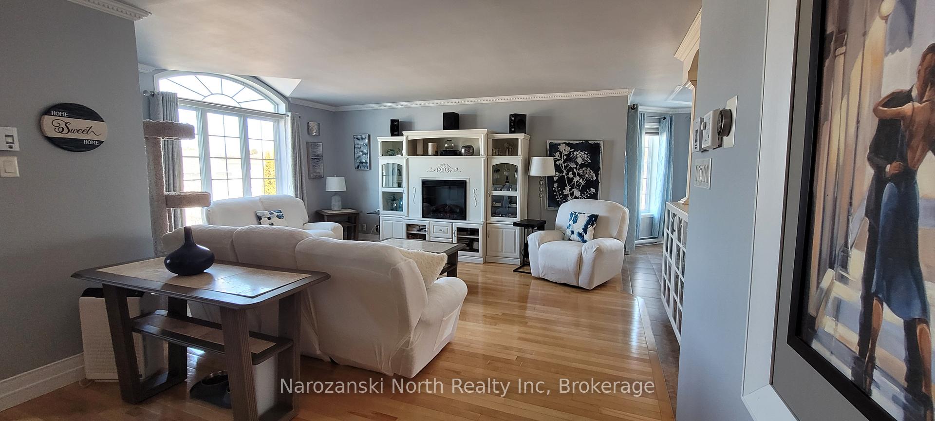 Photo 5 of 46 Tamerack Avenue, West Nipissing, Sturgeon Falls — HOMEH
