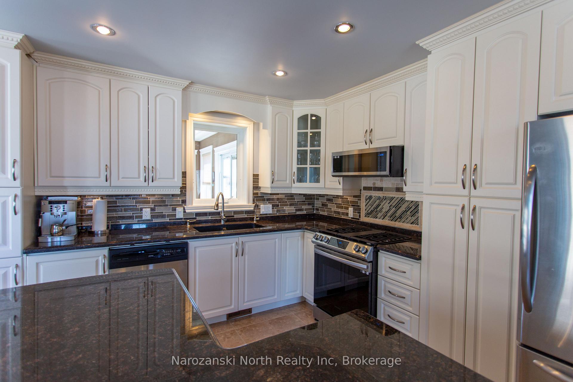 Photo 9 of 46 Tamerack Avenue, West Nipissing, Sturgeon Falls — HOMEH