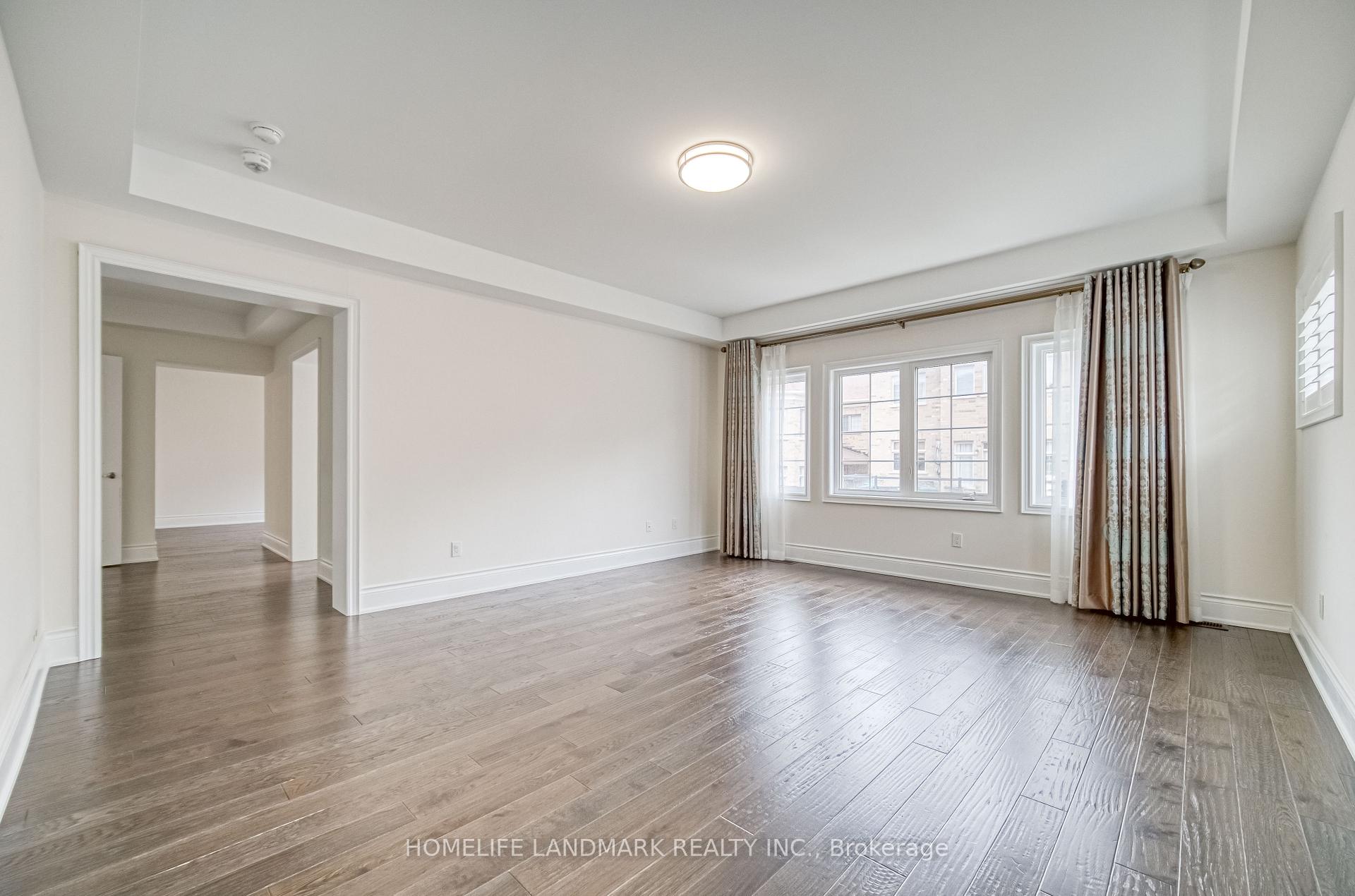 Photo 18 of 156 Hurst Avenue, Vaughan, Patterson — HOMEH