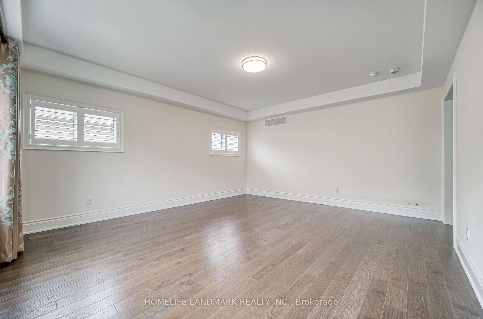 Photo 19 of 156 Hurst Avenue, Vaughan, Patterson — HOMEH