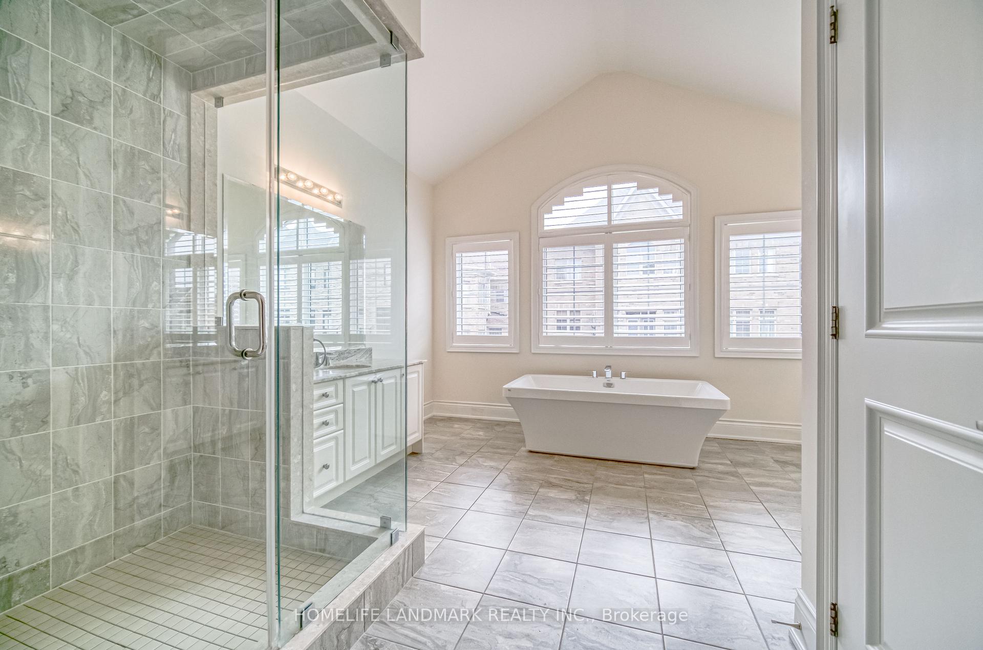 Photo 24 of 156 Hurst Avenue, Vaughan, Patterson — HOMEH