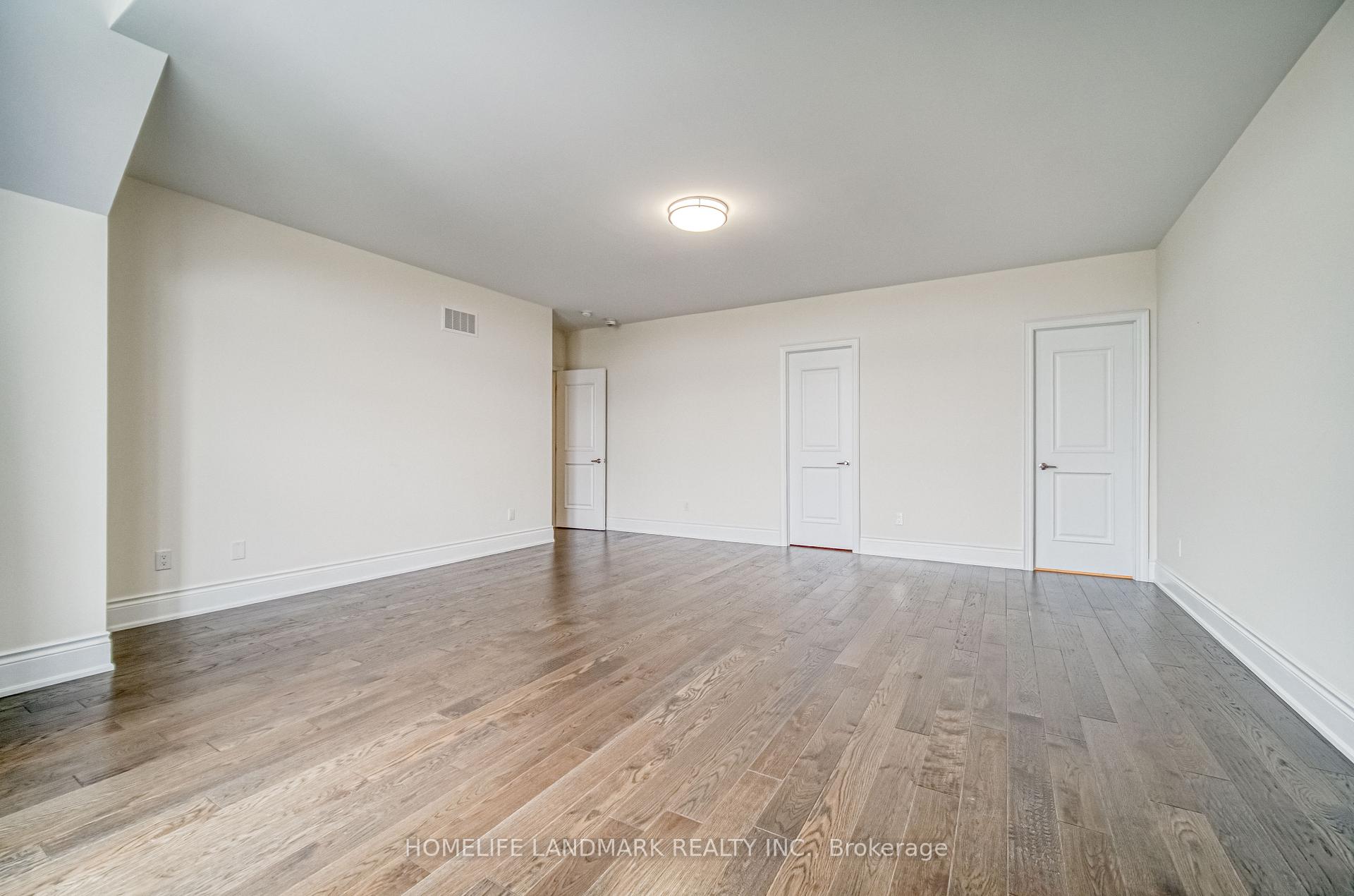 Photo 36 of 156 Hurst Avenue, Vaughan, Patterson — HOMEH