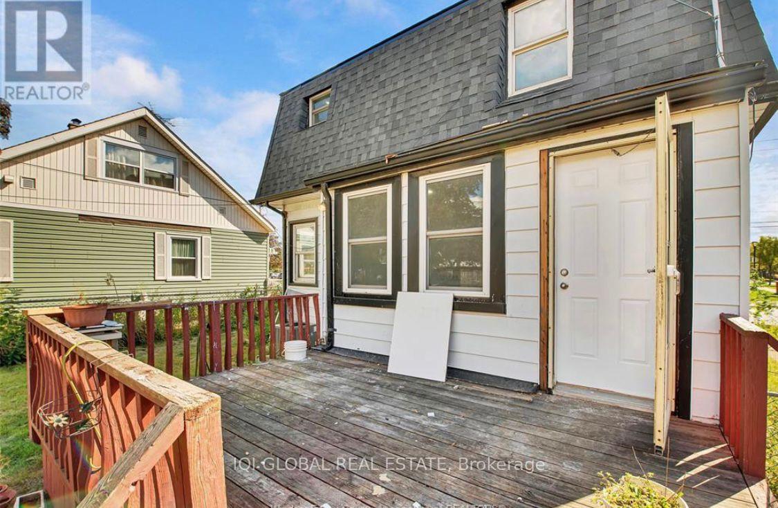 Photo 13 of 1434 Prince Road, Windsor, Sandwich — HOMEH