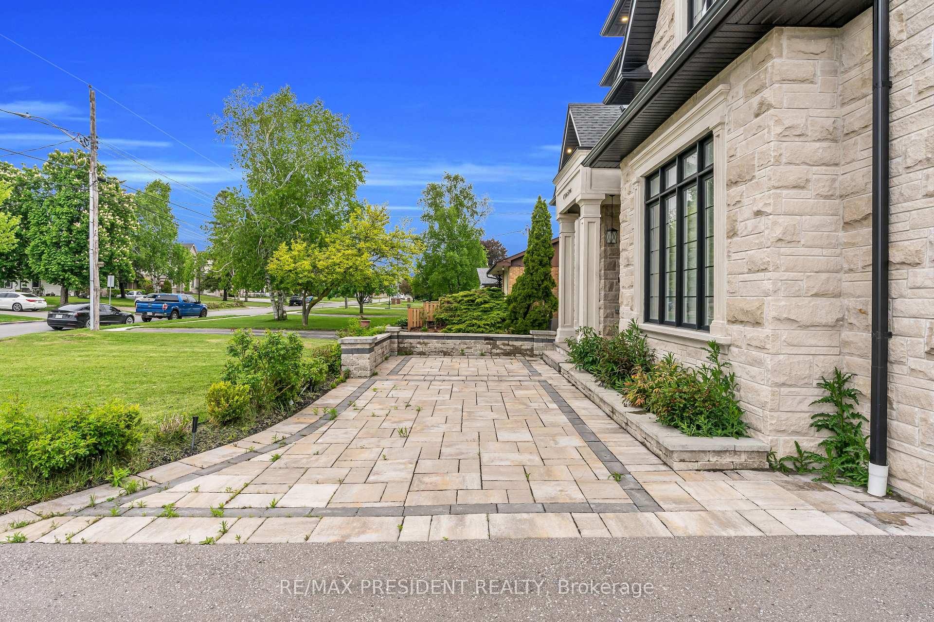 Photo 5 of 67 Scott Street, Whitby, Blue Grass Meadows — HOMEH