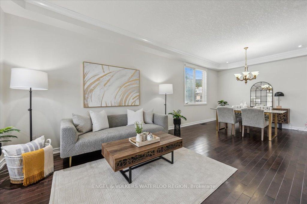 Photo 8 of 334 Schooner Crescent, Waterloo — HOMEH
