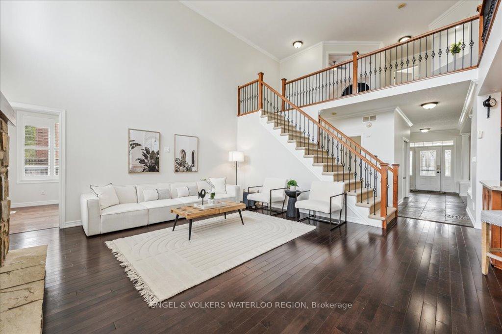 Photo 14 of 334 Schooner Crescent, Waterloo — HOMEH