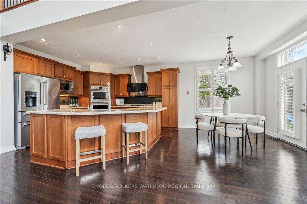 Photo 16 of 334 Schooner Crescent, Waterloo — HOMEH