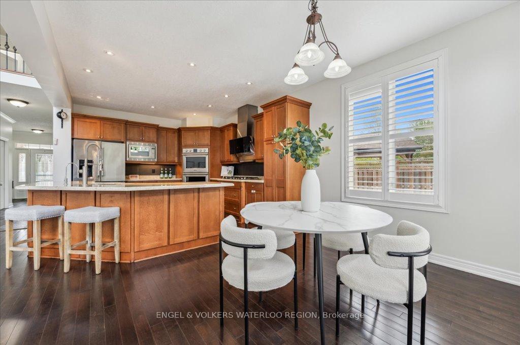 Photo 18 of 334 Schooner Crescent, Waterloo — HOMEH