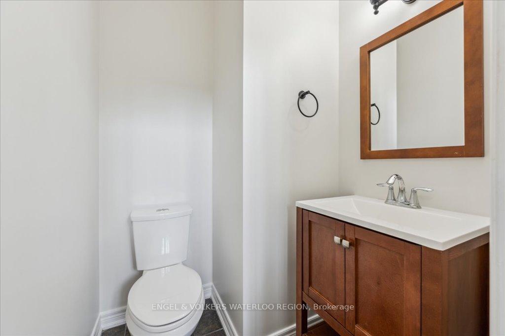 Photo 25 of 334 Schooner Crescent, Waterloo — HOMEH