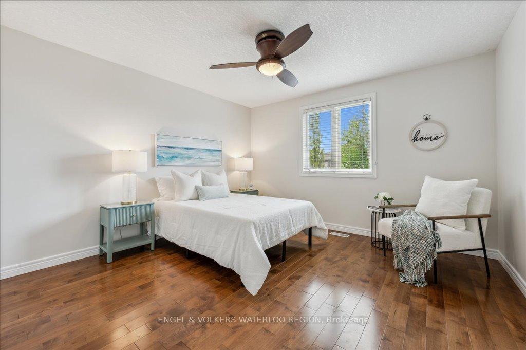 Photo 33 of 334 Schooner Crescent, Waterloo — HOMEH