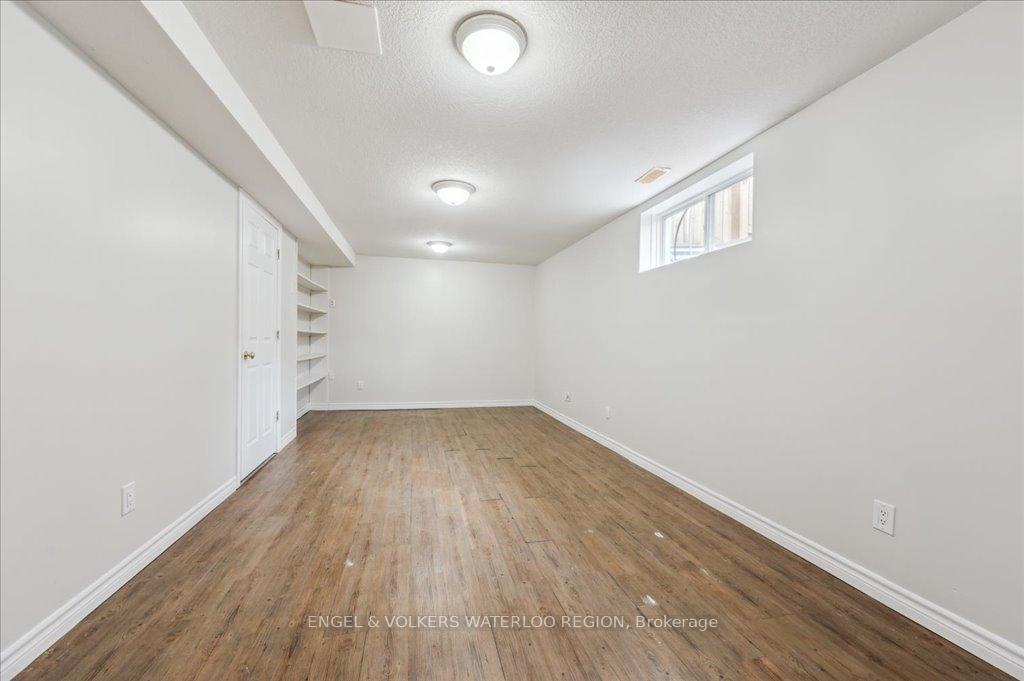 Photo 41 of 334 Schooner Crescent, Waterloo — HOMEH