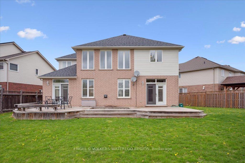 Photo 45 of 334 Schooner Crescent, Waterloo — HOMEH