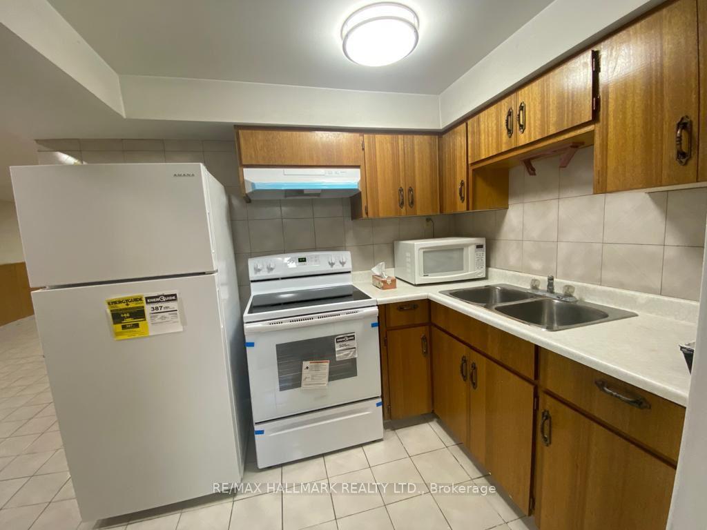 Photo 1 of 65 Marita Place, Vaughan, Glen Shields — HOMEH