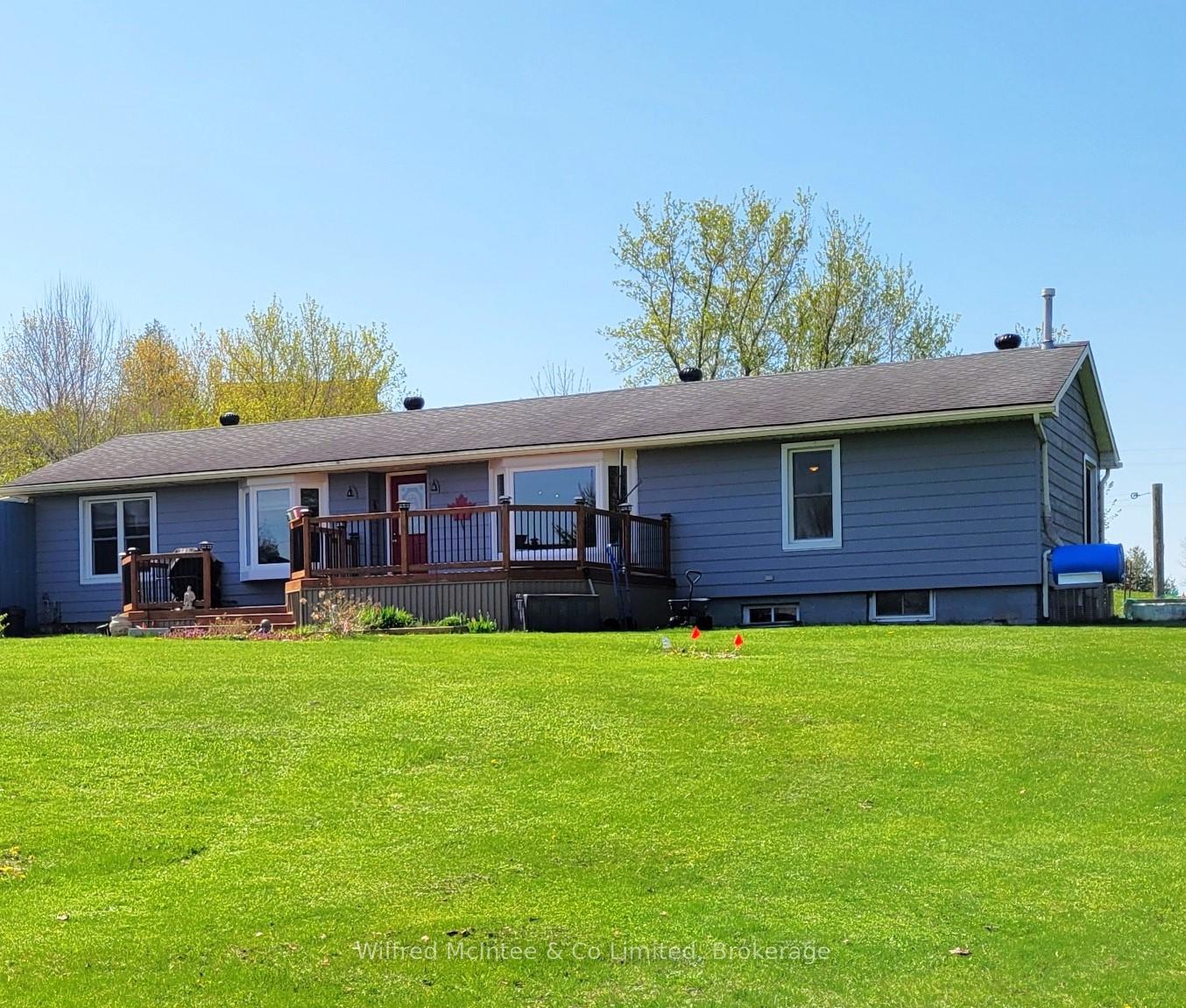 Front of 313338 Hwy 6