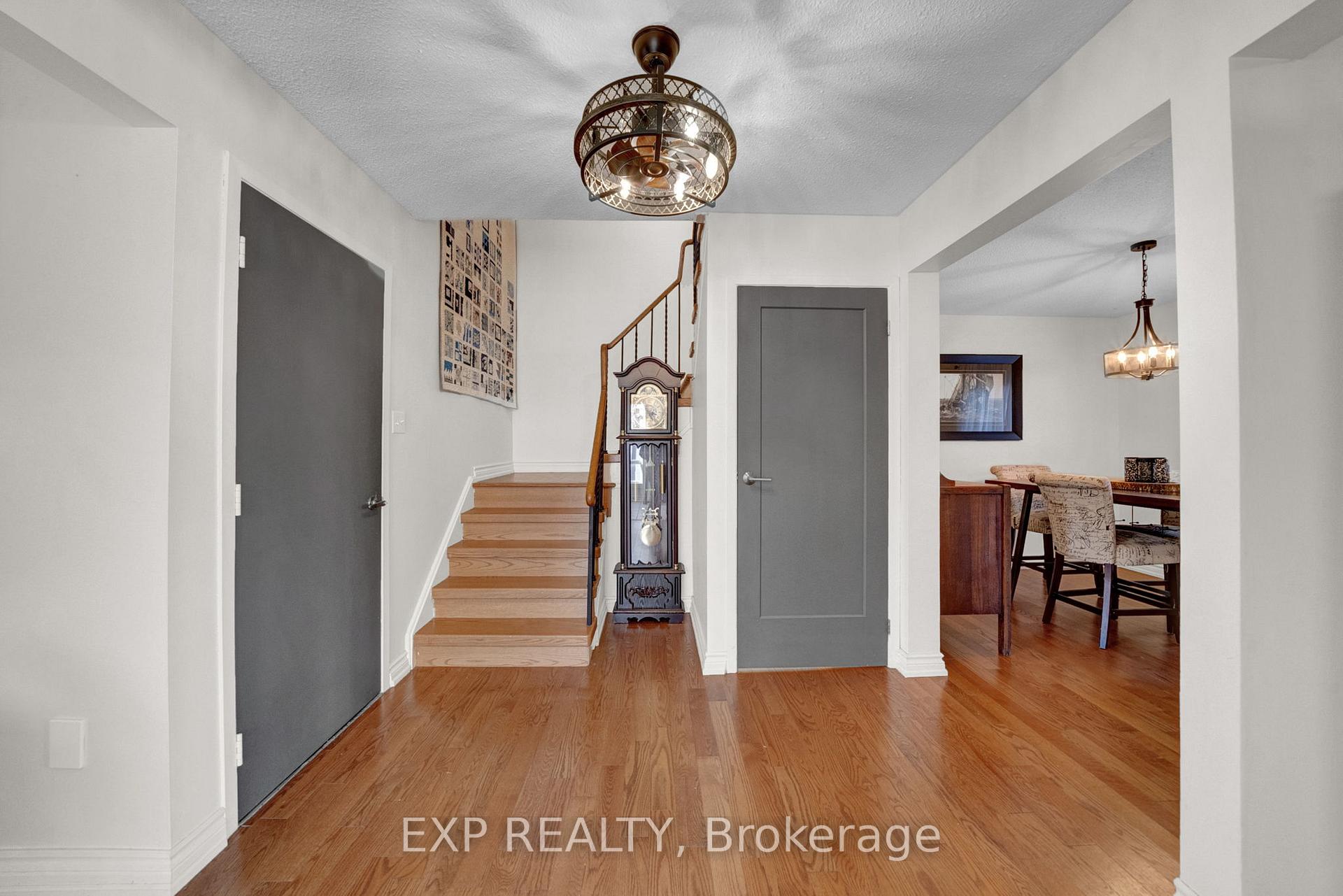 Photo 5 of 41 Teresa Drive, Whitby, Downtown Whitby — HOMEH