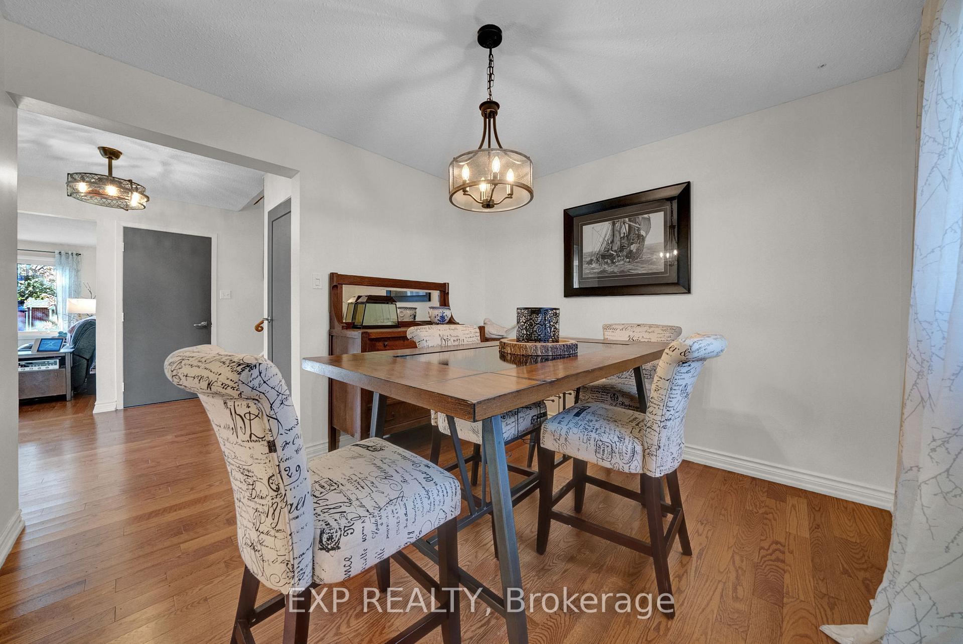 Photo 9 of 41 Teresa Drive, Whitby, Downtown Whitby — HOMEH