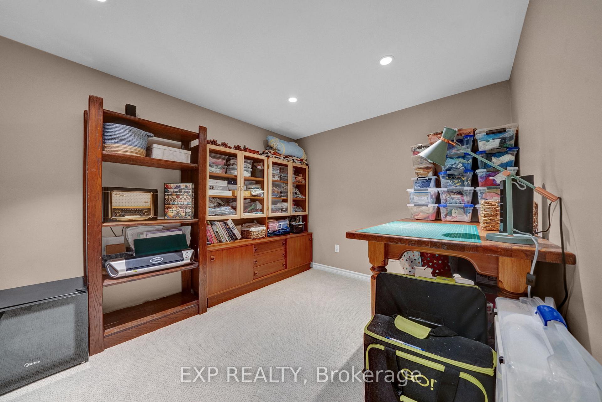 Photo 18 of 41 Teresa Drive, Whitby, Downtown Whitby — HOMEH