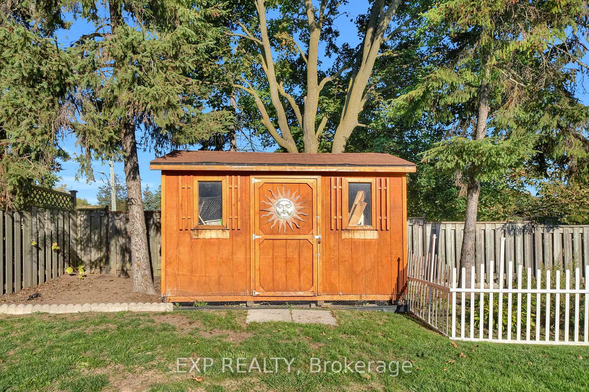 Photo 21 of 41 Teresa Drive, Whitby, Downtown Whitby — HOMEH