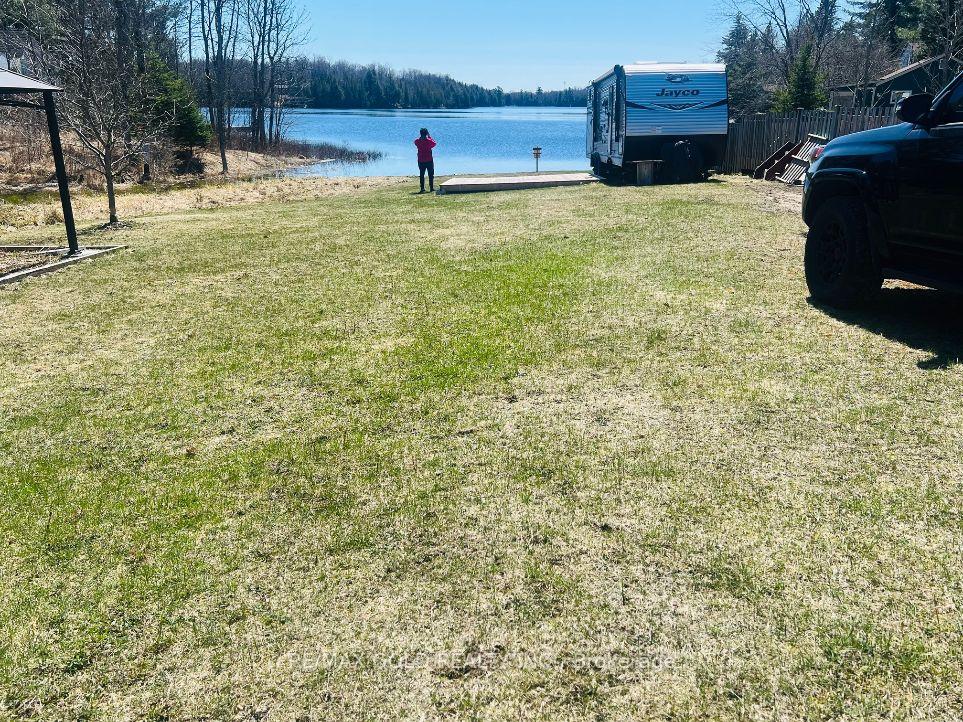 Photo 14 of Unit Rd, 2099 Highway 124 Road, Whitestone, Hagerman — HOMEH