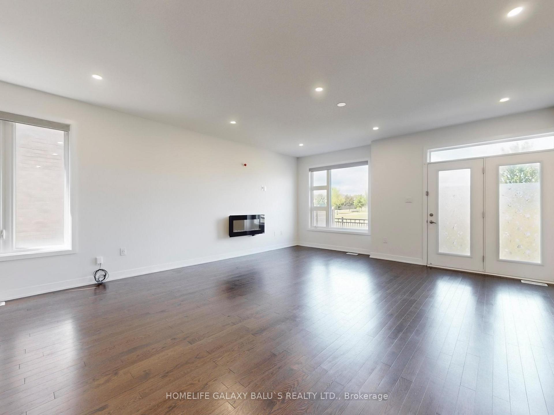 Photo 4 of 90 Donald Fleming Way, Whitby, Pringle Creek — HOMEH