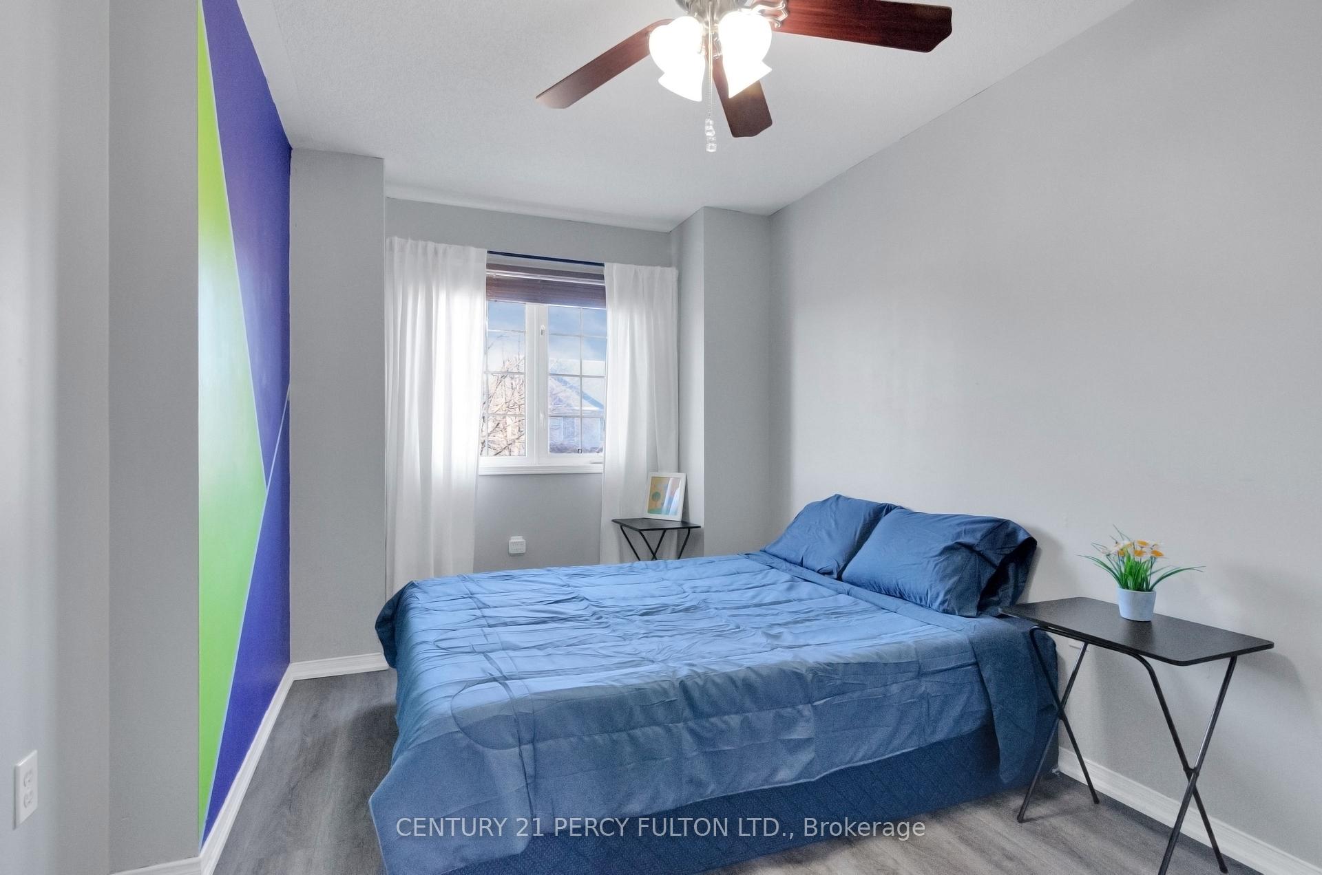 Photo 20 of 19 Odessa Crescent, Whitby, Rolling Acres — HOMEH