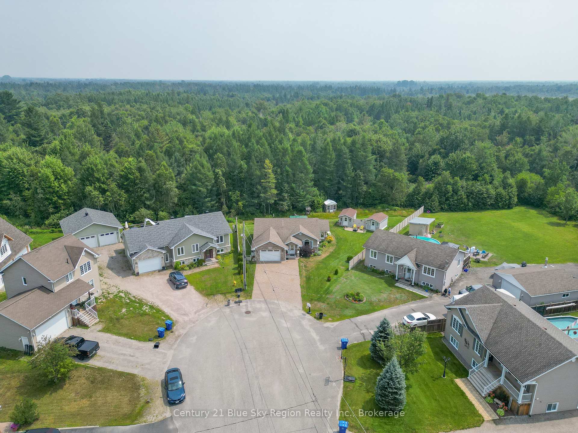 Photo 6 of 182 Birch Court, West Nipissing, Sturgeon Falls — HOMEH