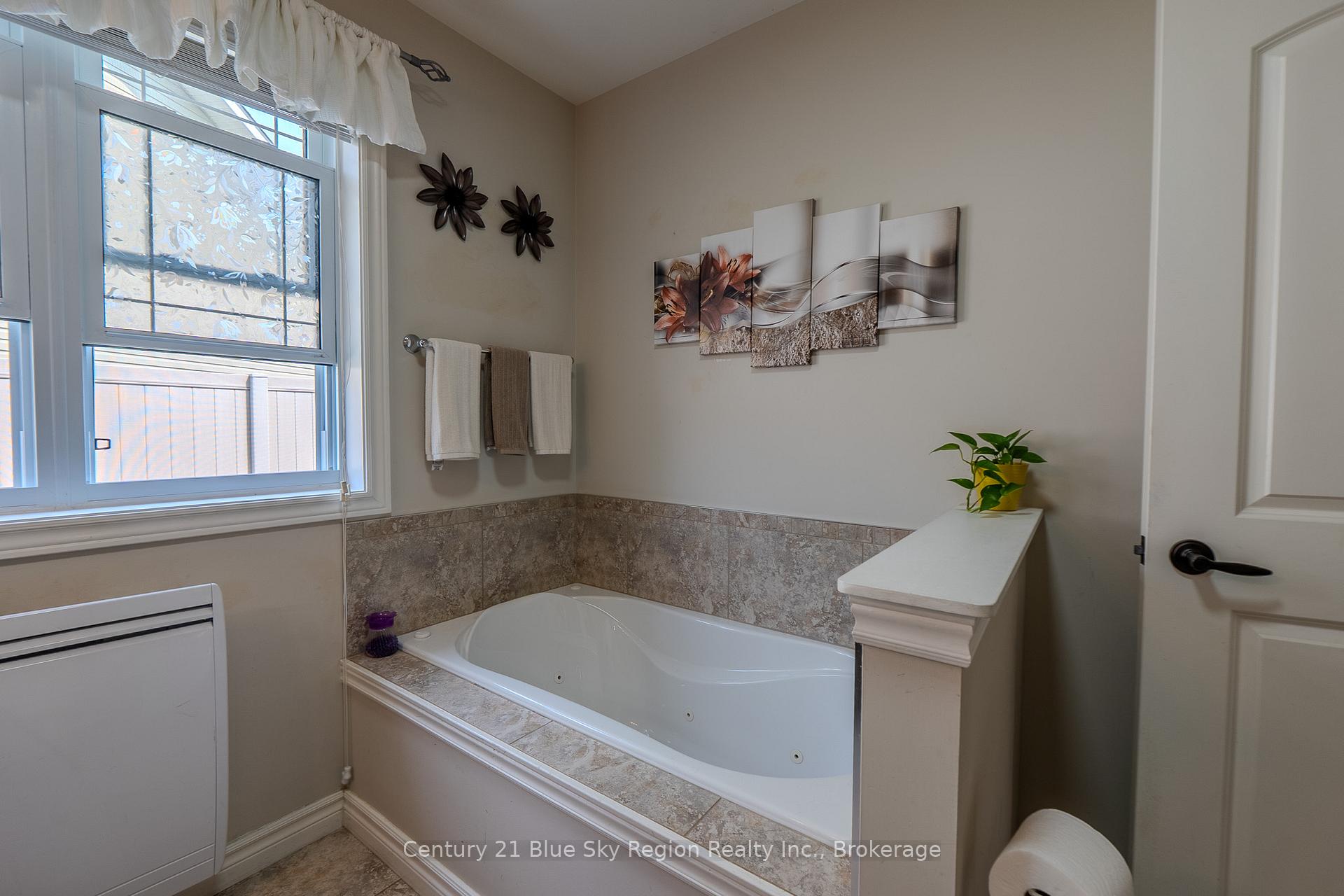 Photo 27 of 182 Birch Court, West Nipissing, Sturgeon Falls — HOMEH