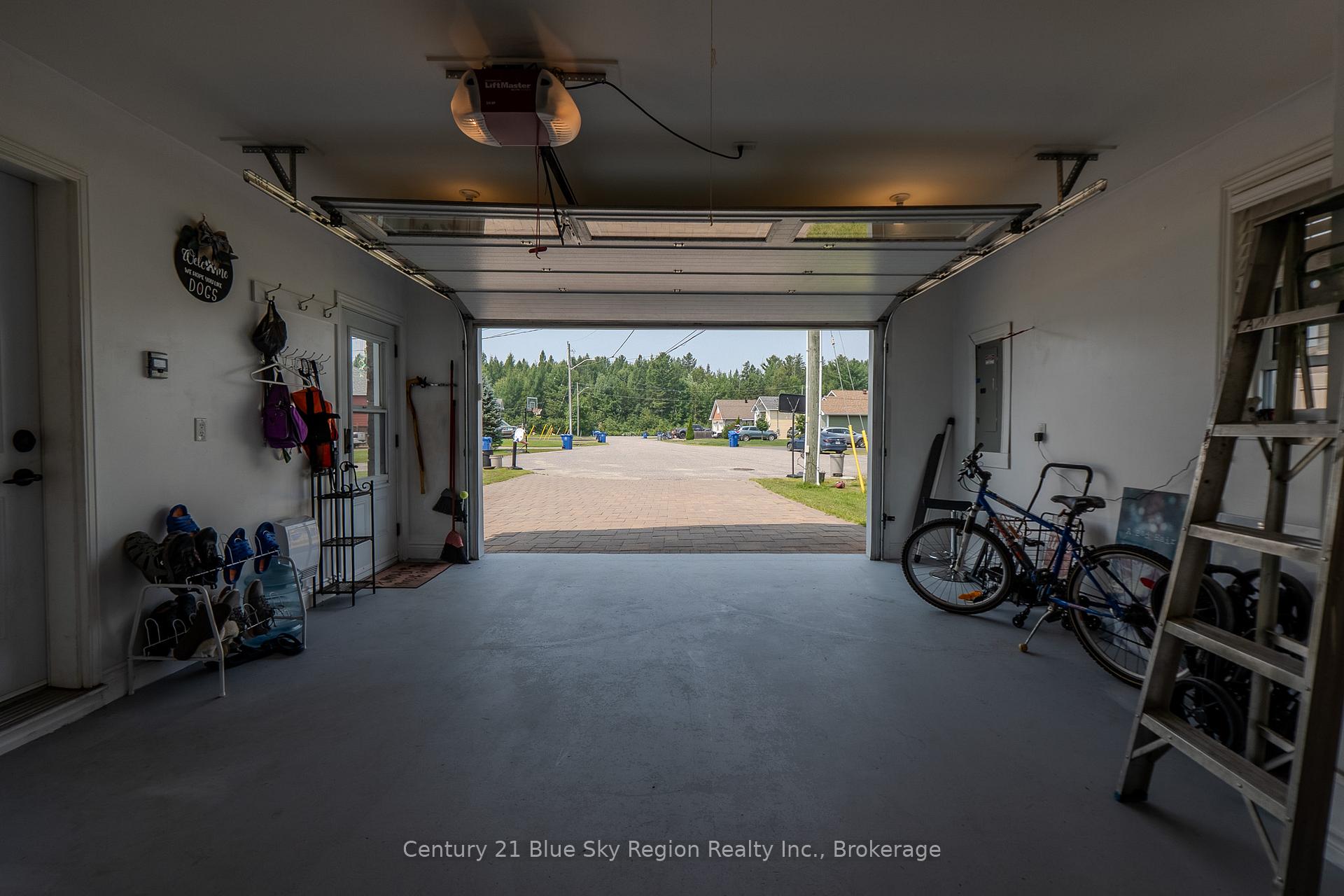 Photo 30 of 182 Birch Court, West Nipissing, Sturgeon Falls — HOMEH