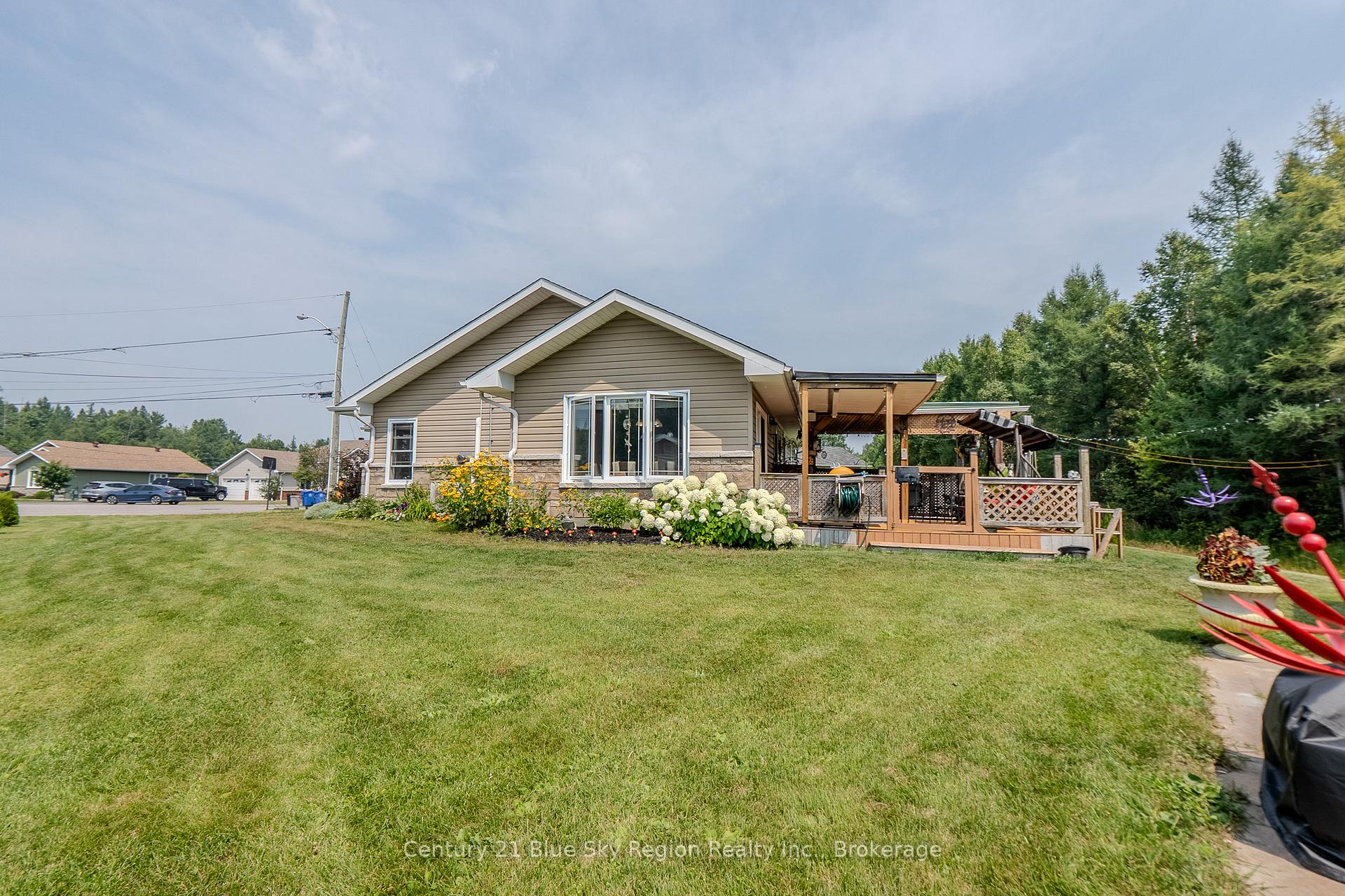 Photo 45 of 182 Birch Court, West Nipissing, Sturgeon Falls — HOMEH