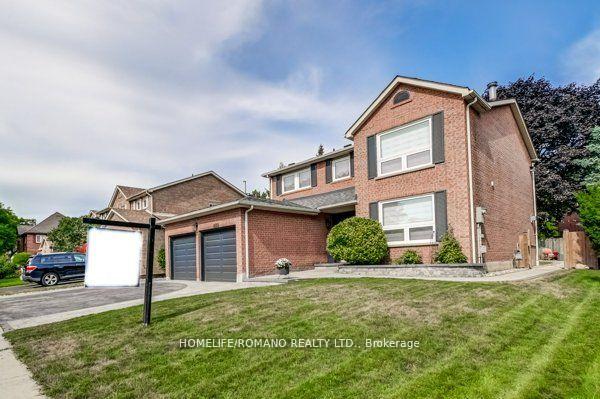 Photo 4 of 10 Glen Hill Drive, Whitby, Blue Grass Meadows — HOMEH
