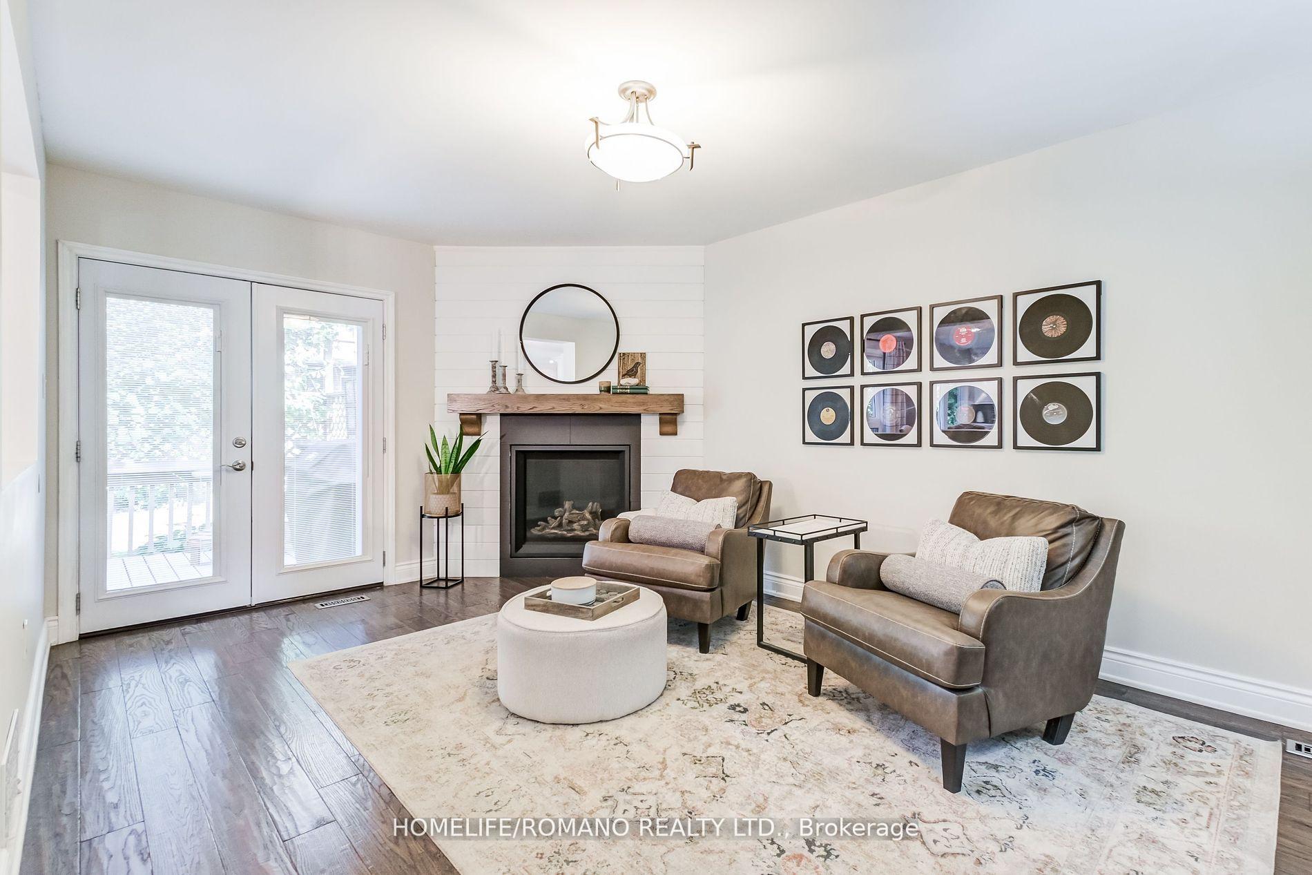 Photo 11 of 10 Glen Hill Drive, Whitby, Blue Grass Meadows — HOMEH