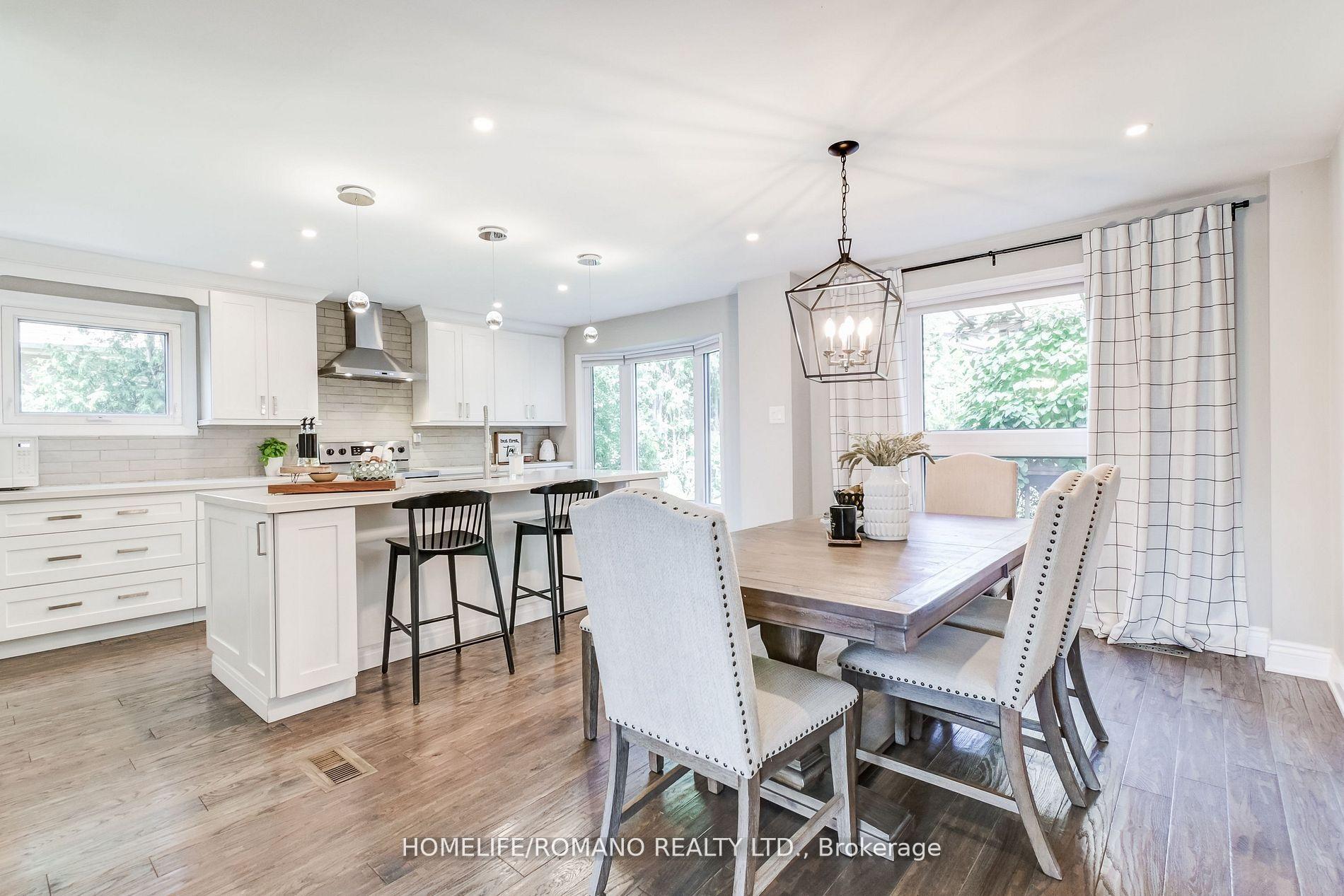 Photo 15 of 10 Glen Hill Drive, Whitby, Blue Grass Meadows — HOMEH