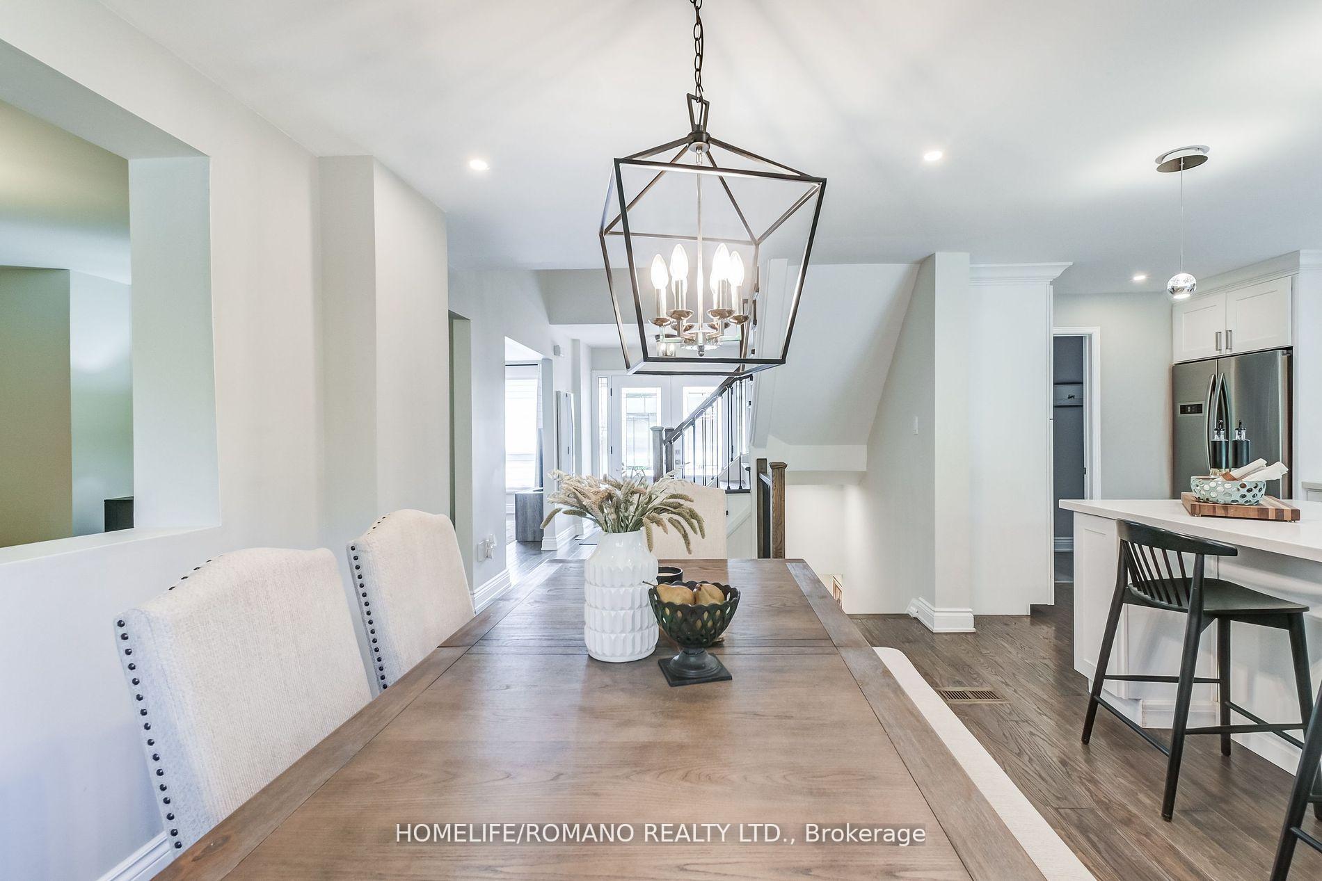 Photo 21 of 10 Glen Hill Drive, Whitby, Blue Grass Meadows — HOMEH