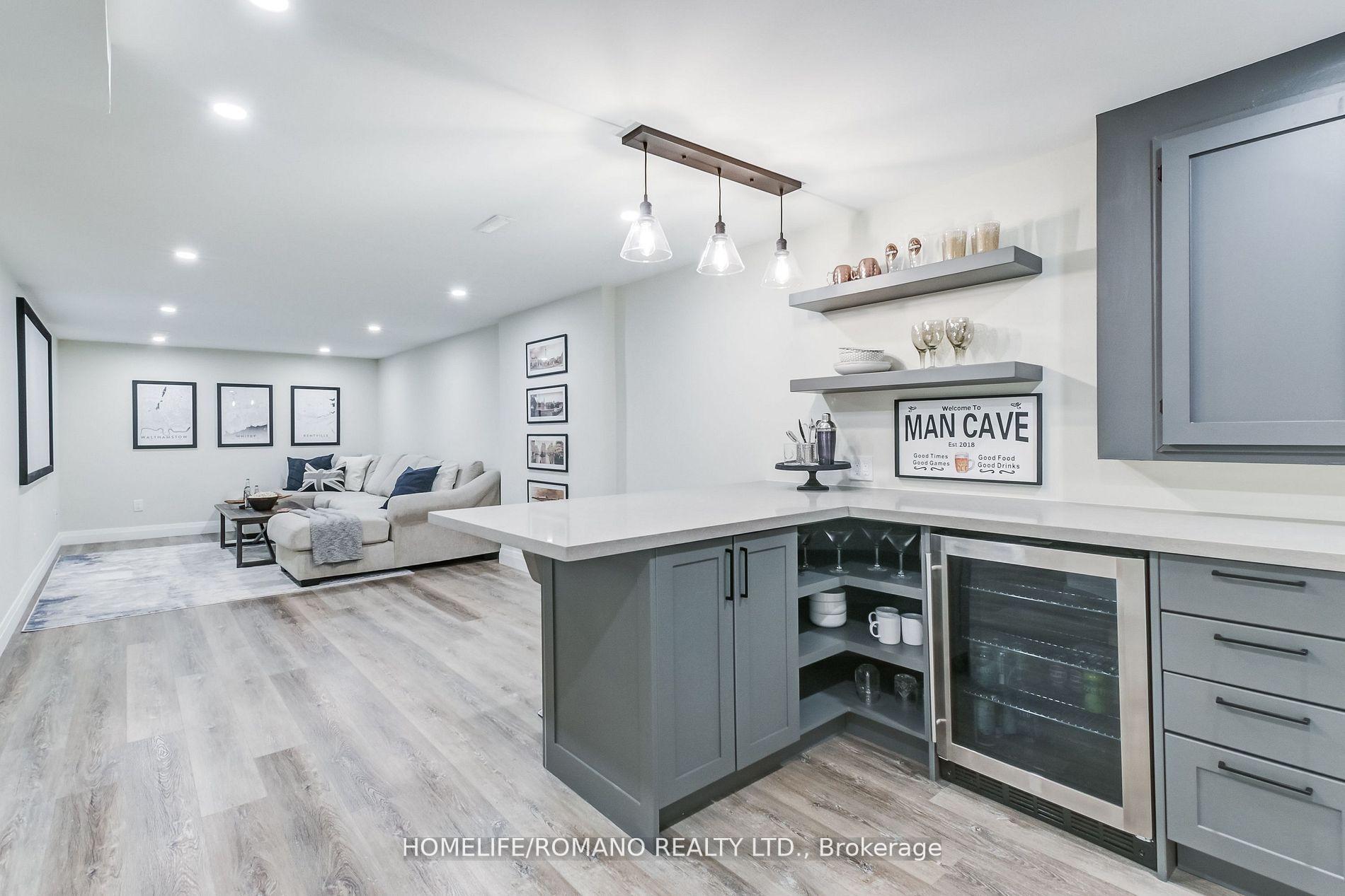 Photo 34 of 10 Glen Hill Drive, Whitby, Blue Grass Meadows — HOMEH